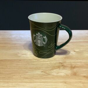 Starbucks 2020 Holiday Christmas Tree Mug Coffee/Tea Cup 10 oz Green with Logo
